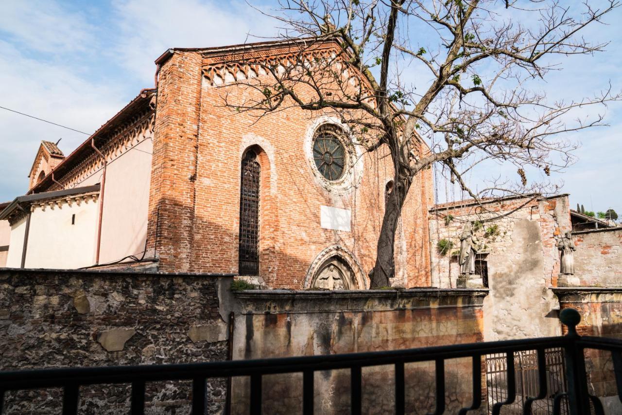 Santa Chiara 11 - Rooms -ヴェローナ エクステリア 写真